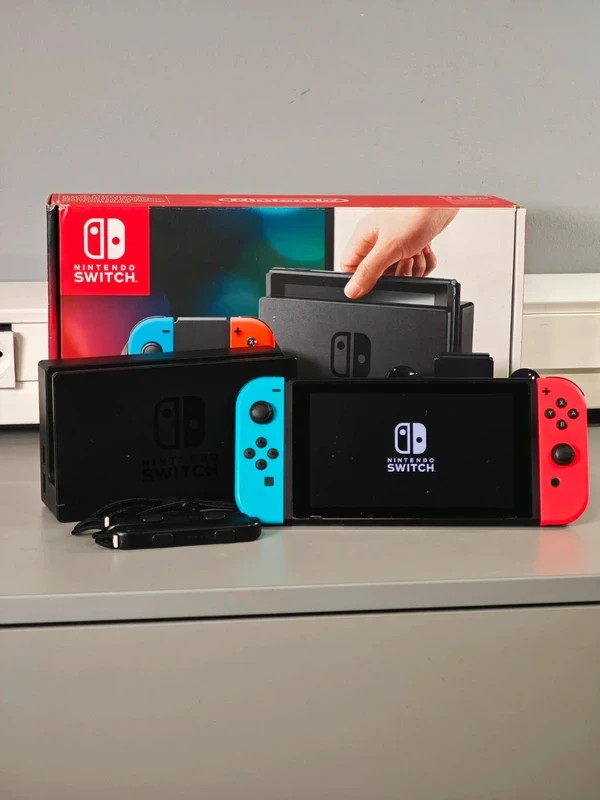 Console Nintendo Switch 32go V1 Neon SD 64Go En Boite - Gara